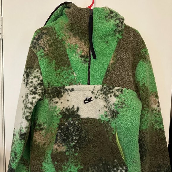 Nike Camo Fleece Sweater - Picture 1 of 3